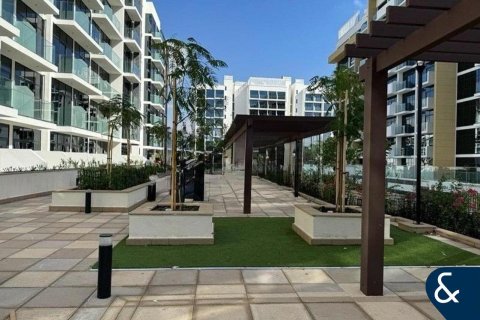 Apartament na sprzedaż w Meydan, Dubai, ZEA 2 sypialnie, 82 mkw., nr 688502 - zdjęcie 2