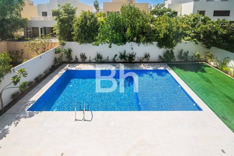 Huvila Dubai, Arabiemiraatit 5 makuuhuonetta, 935 m2 № 643919 - kuva 20