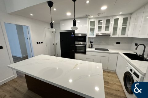 آپارتمان برای فروش در  Jumeirah Beach Residence، Dubai، امارات متحده عربی  1 خوابه ، 106 متر مربع ، شماره 697621 - تصویر 5