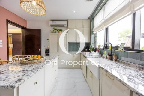 Vila u Al Shamkha, Abu Dhabi, UAE 4 spavaćih soba, 510 m2 Br. 644504 - fotografija 8
