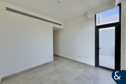 Villa in Mudon, Dubai, UAE 3 bedrooms, 206 sq.m. № 671306 - photo 5