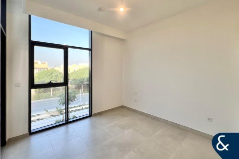 Villa in Mudon, Dubai, UAE 3 bedrooms, 206 sq.m. № 671306 - photo 7