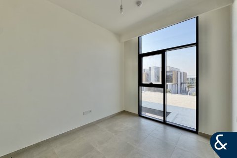 Villa in Mudon, Dubai, UAE 3 bedrooms, 206 sq.m. № 671306 - photo 14