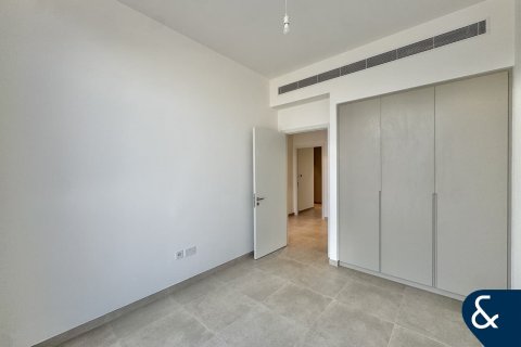 Villa in Mudon, Dubai, UAE 3 bedrooms, 206 sq.m. № 671304 - photo 12