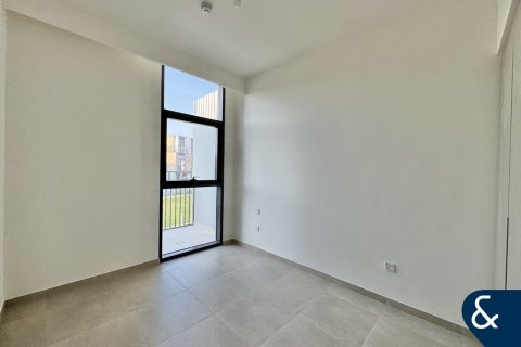 Villa in Mudon, Dubai, UAE 3 bedrooms, 206 sq.m. № 671304 - photo 13