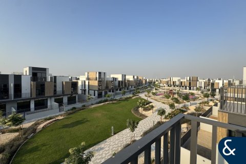 Townhouse sa Mudon, Dubai, UAE 3 silid-tulugan, 168 sq.m. № 671305 - larawan 1