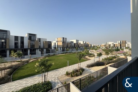 Townhouse sa Mudon, Dubai, UAE 3 silid-tulugan, 168 sq.m. № 671305 - larawan 11