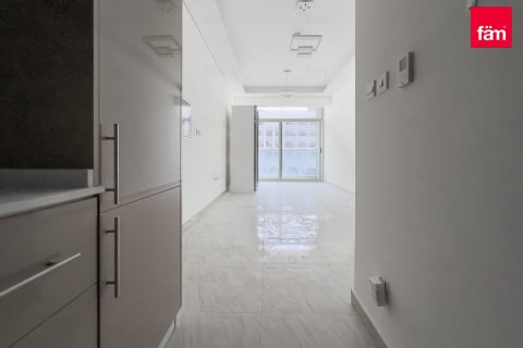 Apartment in Arjan, Dubai, UAE 39.2 sq.m. № 727365 - photo 5