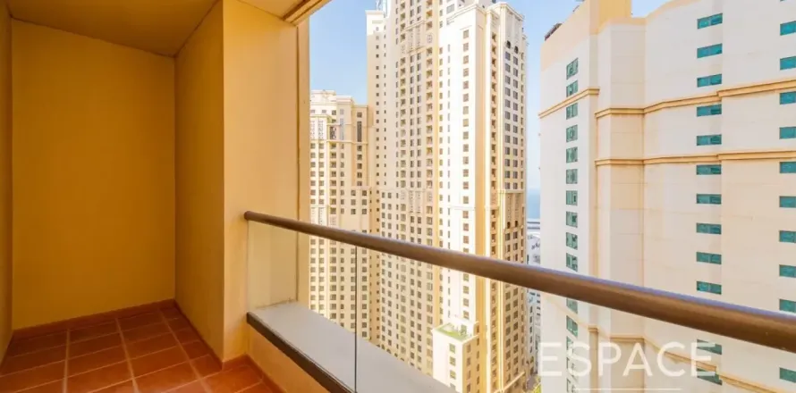 آپارتمان در Jumeirah Beach Residence، Dubai ، امارات متحده عربی 1 خوابه ، 111 متر مربع.  شماره 738315