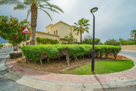 The Springs, Dubai, BAE’de kiralık villa 3 yatak odası, 209 m&sup2; No 738313 - fotoğraf 14