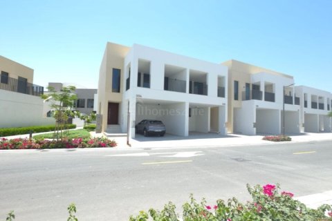 Rumah bandar di Arabian Ranches 3, Dubai, UAE 3 bilik tidur, 123 meter persegi № 719511 - foto 1