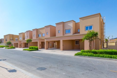 Dubai Land、Dubai、UAE にあるタウンハウスの賃貸物件 4ベッドルーム、248 m2、No703024 - 写真 21