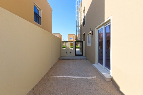 Dubai Land、Dubai、UAE にあるタウンハウスの賃貸物件 4ベッドルーム、248 m2、No703024 - 写真 19