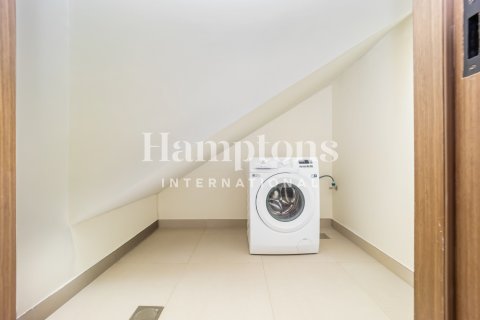 Снять в аренду таунхаус в Damac Lagoons, Дубай, ОАЭ 5 спален, 219.52978900м2, № 712018 - фото 2