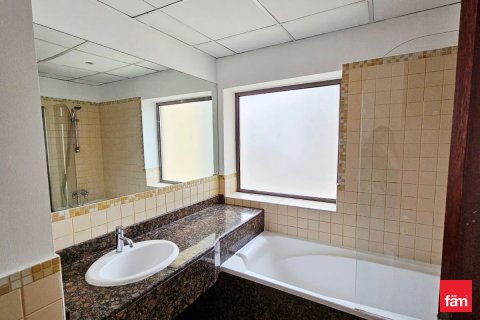 Apartment in Dubai, UAE 2 bedrooms, 119.5 sq.m. № 630554 - photo 8