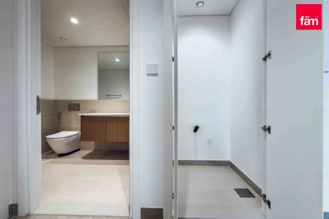 Apartment in Dubai, UAE 2 bedrooms, 98.6 sq.m. № 633835 - photo 14