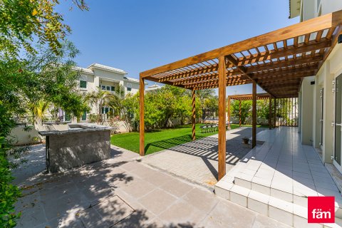 Villa sa Al Furjan, Dubai, UAE 4 silid-tulugan, 689.7 sq.m. № 633834 - larawan 30