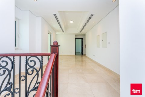 Villa sa Al Furjan, Dubai, UAE 4 silid-tulugan, 689.7 sq.m. № 633834 - larawan 12