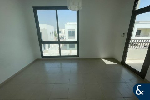 Vilë në Town Square, Dubai, Emiratet e Bashkuara Arabe 4 dhoma gjumi, 268 m2. № 668259 - Foto 6