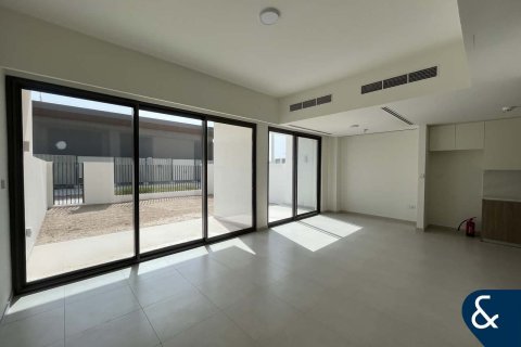 Vila v The Valley, Dubai, SAE 3 spálne, 174 m2 č. 668263 - Fotografia 2