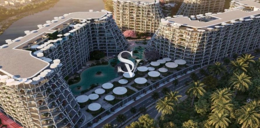 Falcon City of Wonders, Dubai, UAE의 아파트 침실 3개, 171제곱미터 번호 740135