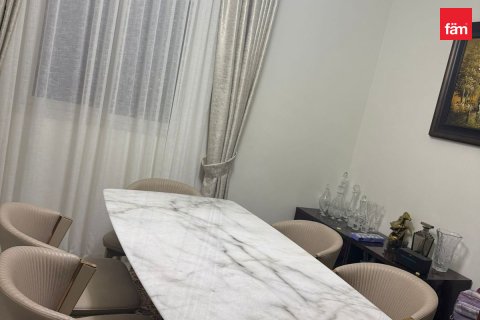 Vilă de închiriat în Dubai, EAU 5 dormitoare, 174.7 mp. №752002 - poză 12