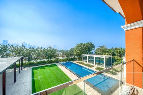 Villa itt: Palm Jumeirah, Dubai, EAE, 7 hálószoba, 1665.38 m², azonosító: 747136 - fénykép 17
