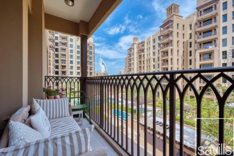 Appartamento in vendita a Umm Suqeim, Dubai, EAU 2 camere da letto, 125.88 mq. № 747139 - foto 9
