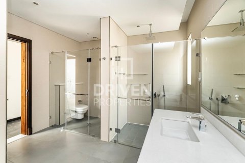 Vilë në Mohammed Bin Rashid City, Dubai, Emiratet e Bashkuara Arabe 4 dhoma gjumi, 725.94 m2. № 756911 - Foto 25