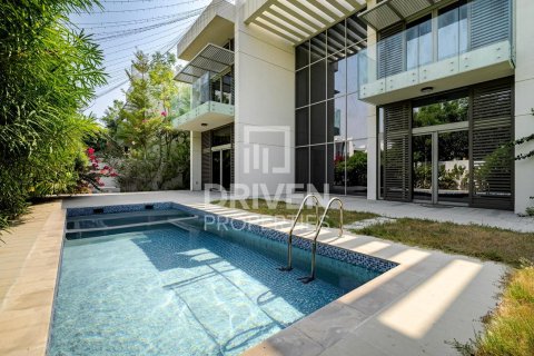 Vilë në Mohammed Bin Rashid City, Dubai, Emiratet e Bashkuara Arabe 4 dhoma gjumi, 725.94 m2. № 756911 - Foto 13