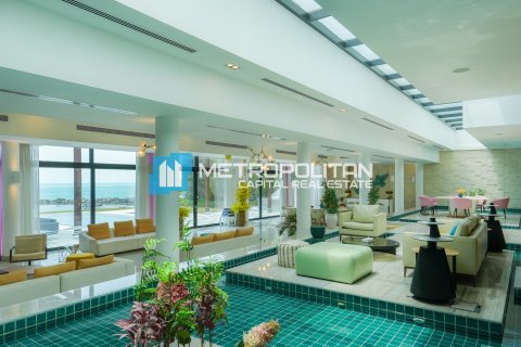Vila di Nurai Island, Abu Dhabi, UAE 5 bilik tidur, 8047.8 meter persegi № 630848 - foto 2