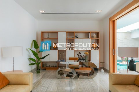 Vila di Nurai Island, Abu Dhabi, UAE 5 bilik tidur, 8047.8 meter persegi № 630848 - foto 12