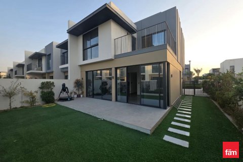 Vila di Dubai, UEA 4 kamar tidur, 260.4 m2 nomor 641324 - foto 14