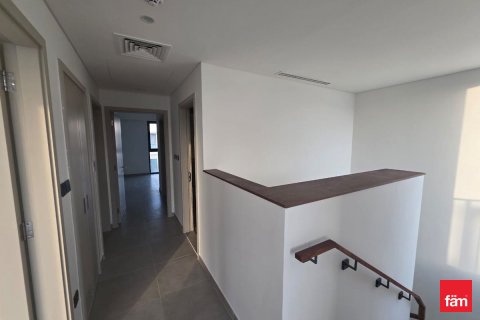 Vila di Dubai, UEA 4 kamar tidur, 260.4 m2 nomor 641324 - foto 9