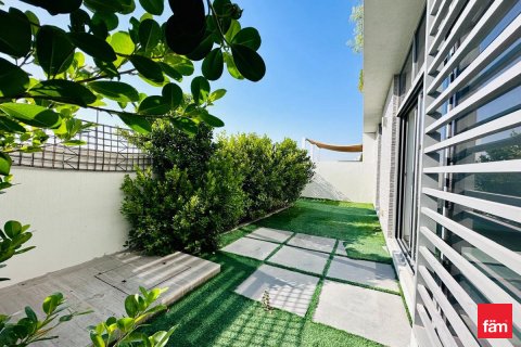 Villetta a schiera in vendita a Dubai, EAU 2 camere da letto, 164.4 mq. № 641322 - foto 3