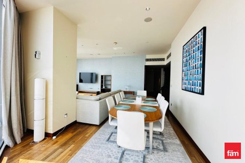 Apartment til leje i Downtown Dubai (Downtown Burj Dubai), Dubai, UAE 2 soveværelser, 173.5 kvm № 652460 - foto 5