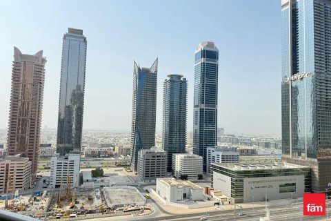 Apartamento para arrendamento em Business Bay, Dubai, EAU 3 quartos, 203.2 m2 № 640299 - foto 1