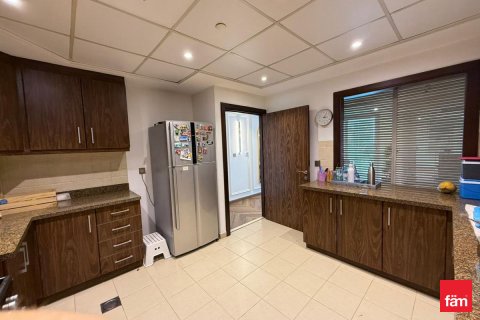 Apartamento para arrendamento em Business Bay, Dubai, EAU 3 quartos, 203.2 m2 № 640299 - foto 26