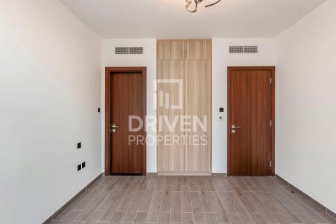 Townhouse in Mohammed Bin Rashid City, Dubai, UAE 4 bedrooms, 306.58 sq.m. № 743533 - photo 15