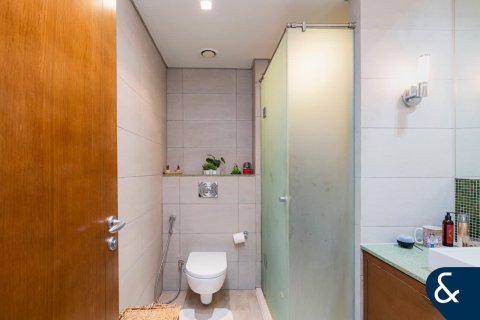 Apartment in MARINA RESIDENCES in Palm Jumeirah, Dubai, UAE 2 bedrooms, 174 sq.m. № 688976 - photo 19