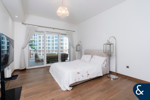 Apartment in MARINA RESIDENCES in Palm Jumeirah, Dubai, UAE 2 bedrooms, 174 sq.m. № 688976 - photo 10