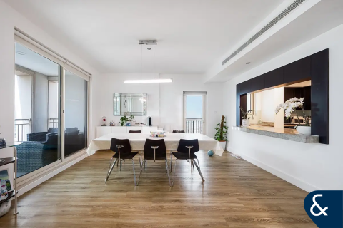 Apartment sa TANARO APARTMENTS sa Greens, Dubai, UAE 3 silid-tulugan, 183 sq.m. № 688977 - larawan 2