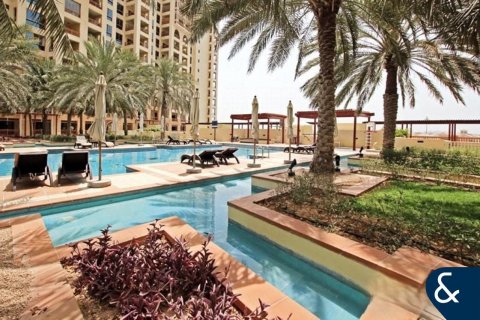Apartment til salg i Palm Jumeirah, Dubai, UAE 2 soveværelser, 161 kvm № 688974 - foto 11