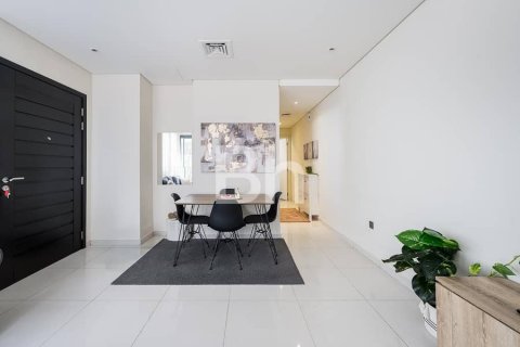 Townhouse in DAMAC Hills (Akoya by DAMAC), Dubai, UAE 3 bedrooms, 175 sq.m. № 643923 - photo 5