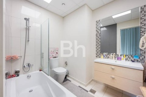 Townhouse in DAMAC Hills (Akoya by DAMAC), Dubai, UAE 3 bedrooms, 175 sq.m. № 643923 - photo 8