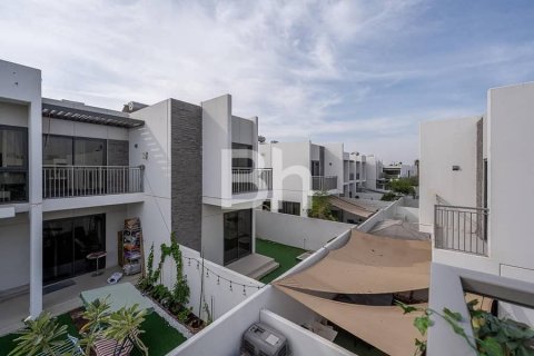 Townhouse in DAMAC Hills (Akoya by DAMAC), Dubai, UAE 3 bedrooms, 175 sq.m. № 643923 - photo 6