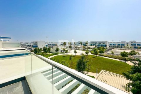 Shtëpi në qytet në Damac Lagoons, Dubai, Emiratet e Bashkuara Arabe 5 dhoma gjumi, 288 m2. № 643928 - Foto 1