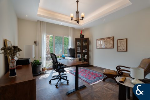 Villa til leje i Meadows, Dubai, UAE 5 soveværelser, 381 kvm № 667897 - foto 13