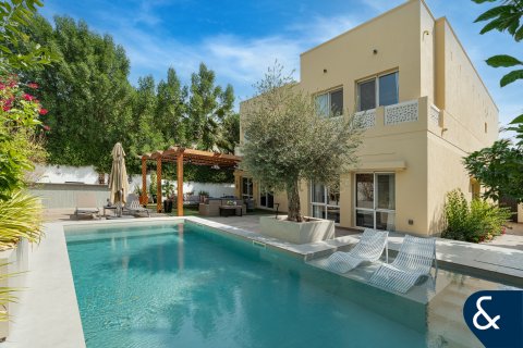 Villa til leje i Meadows, Dubai, UAE 5 soveværelser, 381 kvm № 667897 - foto 1