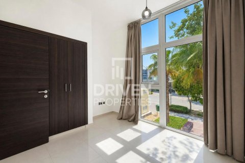 Vilë në Dubai, Emiratet e Bashkuara Arabe 6 dhoma gjumi, 322 m2. № 754108 - Foto 6